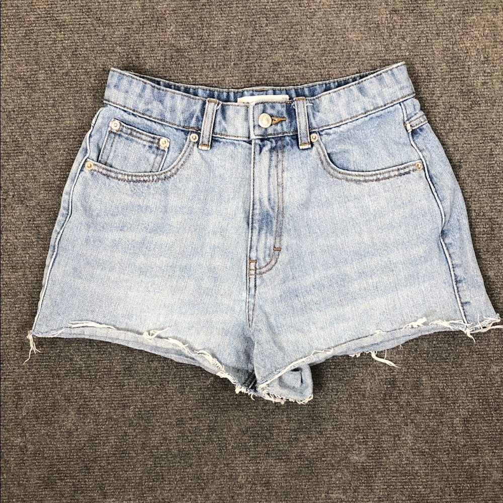 Topshop High-Rise Cut Off Distressed Denim Shorts Sz 6 (B5)